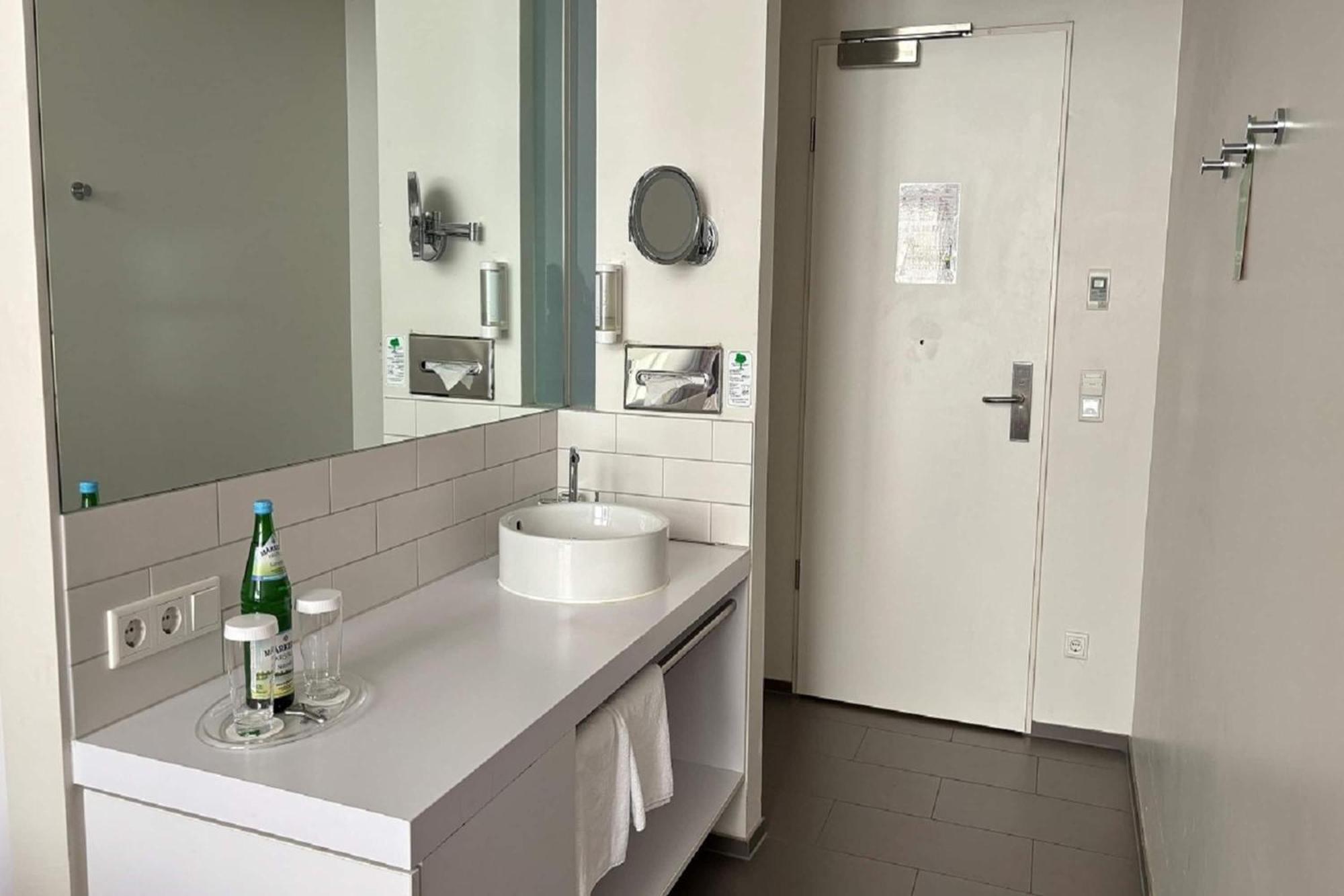 Wyndham Garden Berlin Mitte — Fotos 3